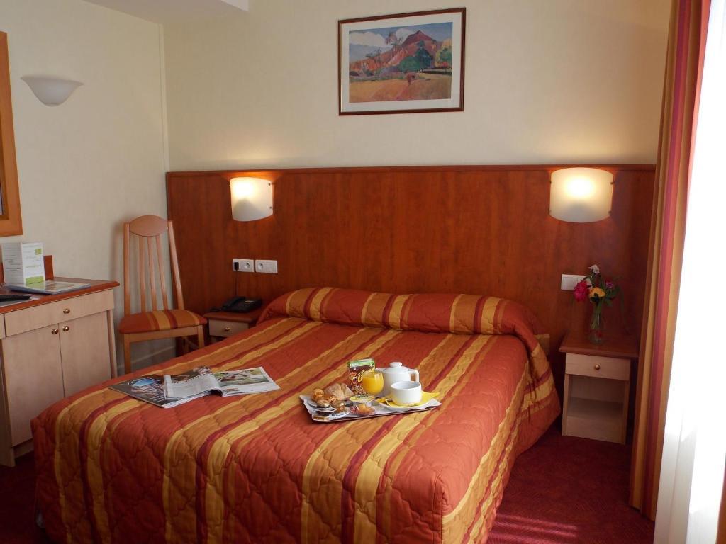 Hotel Chambord Виши Номер фото